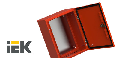 Корпуса металлические с монтажной панелью  TITAN 5 IEK в красном цвете