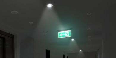 Аварийно-эвакуационное освещение серии Advanced от Varton